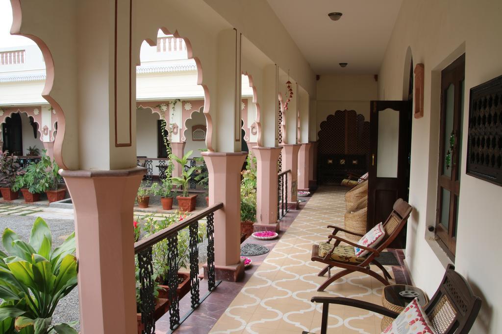 Badnor House - The Heritage Homestay Аджмер Стая снимка