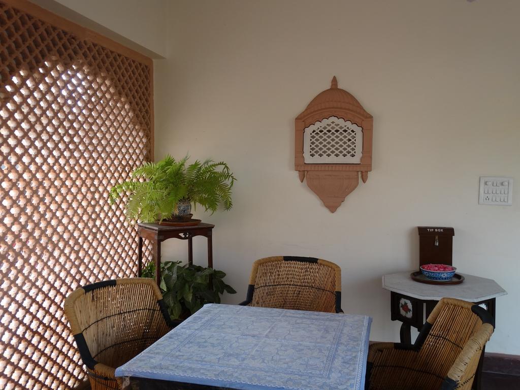 Badnor House - The Heritage Homestay Аджмер Екстериор снимка