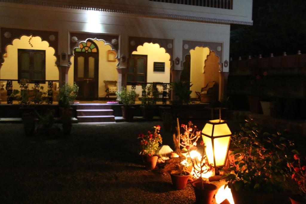 Badnor House - The Heritage Homestay Аджмер Екстериор снимка